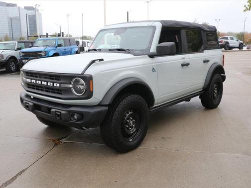 2023 Ford Bronco Black Diamond