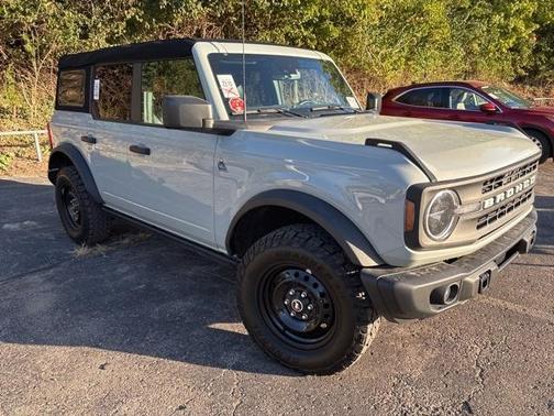 2023 Ford Bronco Black Diamond