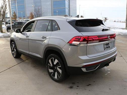 2024 Volkswagen Atlas Cross Sport 2.0T SE w/Technology