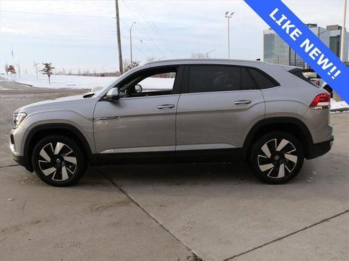 2024 Volkswagen Atlas Cross Sport 2.0T SE w/Technology