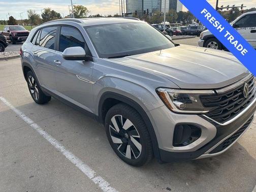 2024 Volkswagen Atlas Cross Sport 2.0T SE w/Technology