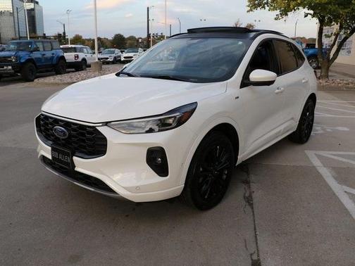 2024 Ford Escape ST-Line Elite