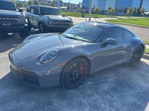 2025 Porsche 911 Carrera GTS