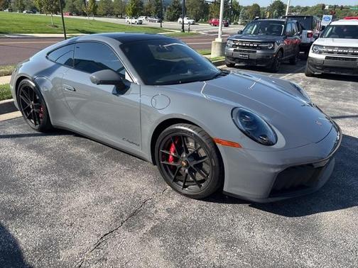 2025 Porsche 911 Carrera GTS