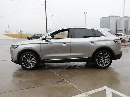 2021 Lincoln Nautilus Reserve