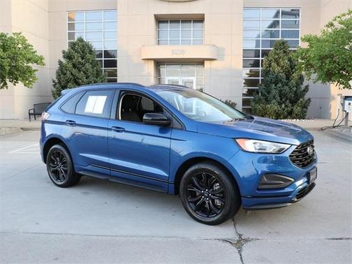 2022 Ford Edge SE