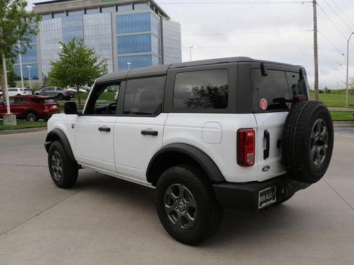 Oxford White 2026 Ford Bronco Big Bend