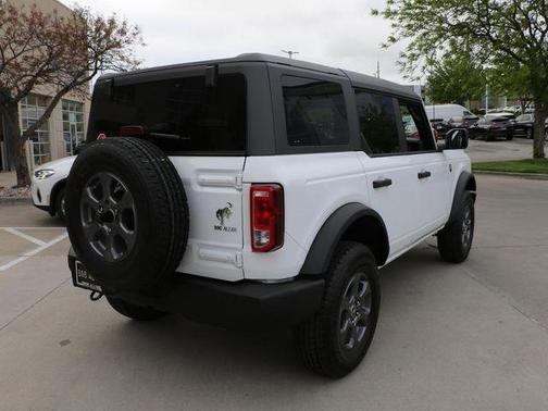 Oxford White 2026 Ford Bronco Big Bend