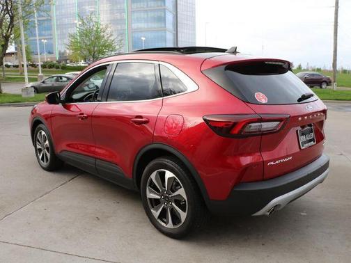 Rapid Red Metallic Tinted Clearcoat 2024 Ford Escape Platinum