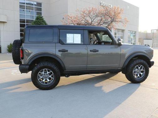 Gray 2025 Ford Bronco Badlands