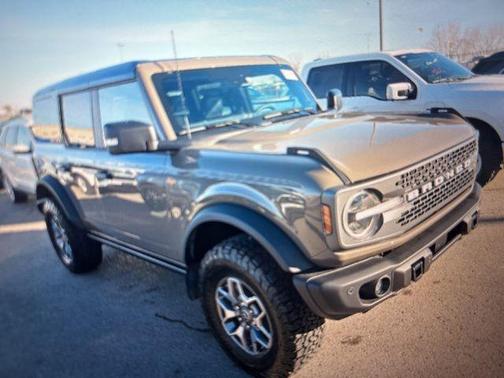 Gray 2025 Ford Bronco Badlands