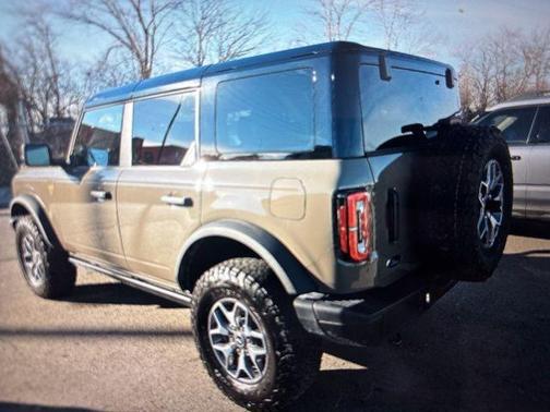 Gray 2025 Ford Bronco Badlands