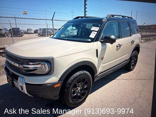 Desert Sand 2025 Ford Bronco Sport Badlands