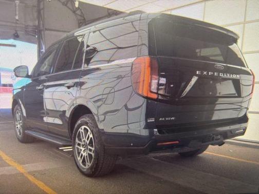 Stone Blue Metallic 2025 Ford Expedition Active