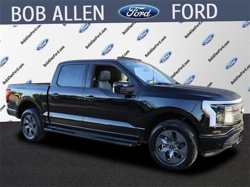 2025 Ford F-150 Lightning LARIAT
