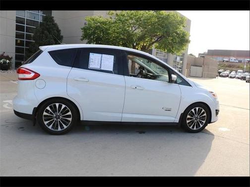 2017 Ford C-Max Energi Titanium