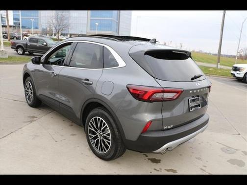 2025 Ford Escape PHEV