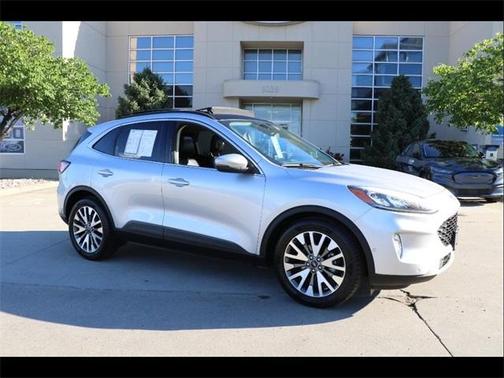 2020 Ford Escape Titanium Hybrid