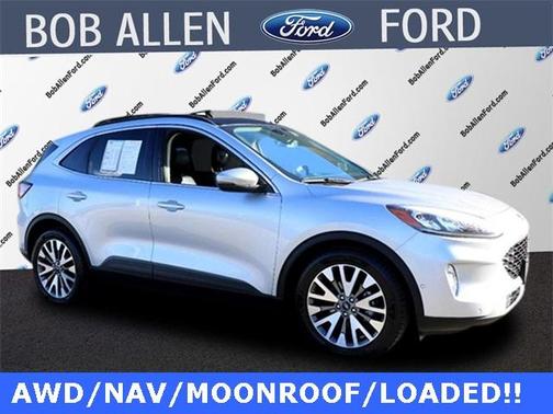2020 Ford Escape Titanium Hybrid