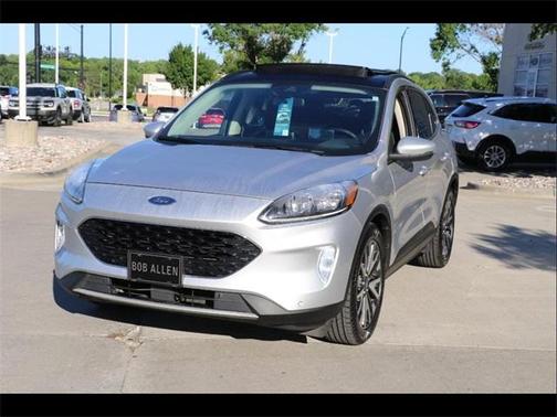 2020 Ford Escape Titanium Hybrid