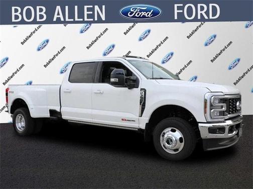 2025 Ford F-350 Lariat Super Duty