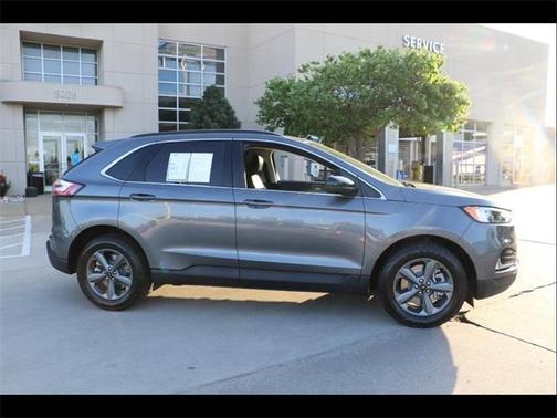 2022 Ford Edge SEL