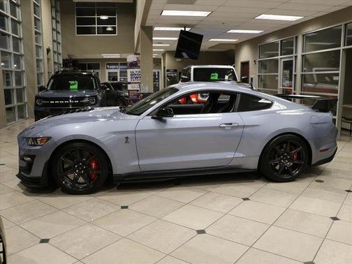 2022 Ford Shelby GT500 Base