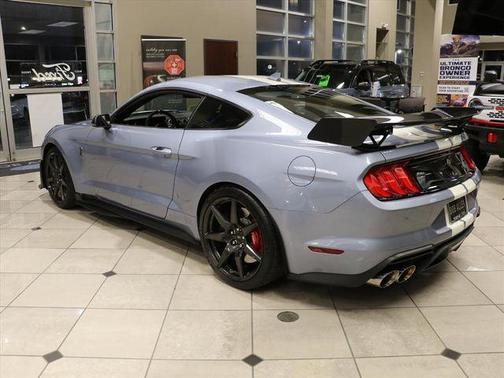 2022 Ford Shelby GT500 Base