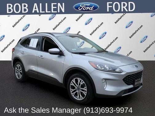Silver Metallic 2022 Ford Escape SEL