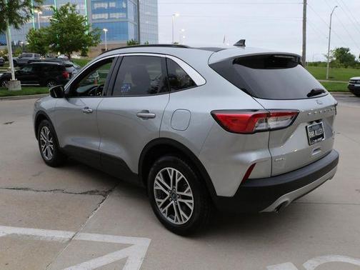 Silver Metallic 2022 Ford Escape SEL