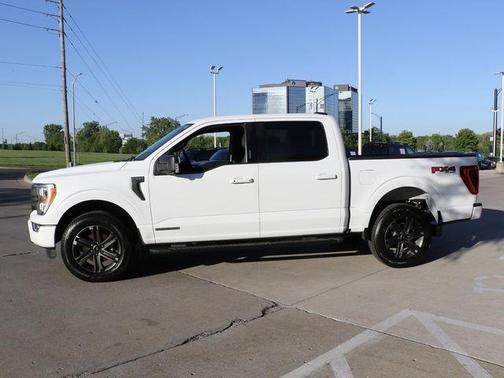 Oxford White 2023 Ford F-150 XLT
