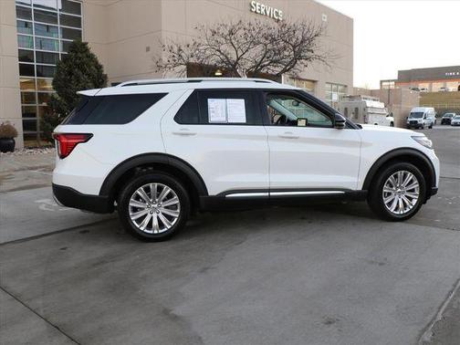 2025 Ford Explorer Platinum