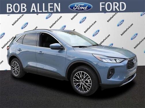 2026 Ford Escape Base