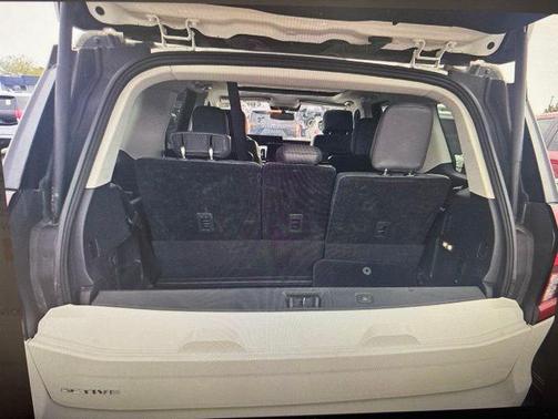 Star White 2025 Ford Expedition Active