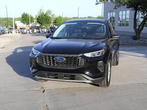 Agate Black Metallic 2024 Ford Escape Active