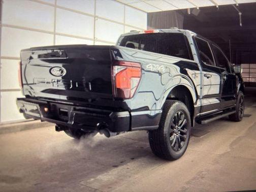 Agate Black Metallic 2024 Ford F-150 XLT