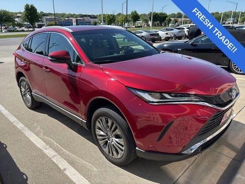 Ruby Flare Pearl 2024 Toyota Venza Limited