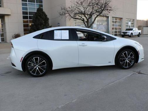 2024 Toyota Prius XLE