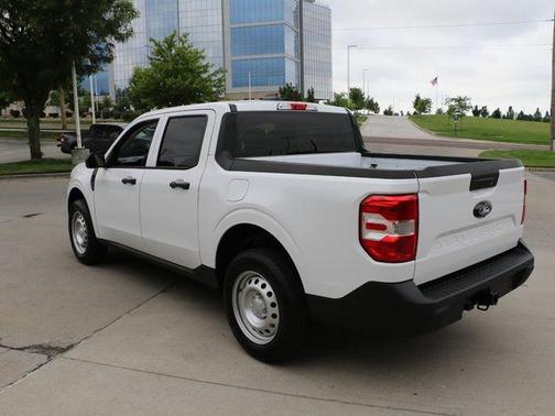 Oxford White 2026 Ford Maverick XL