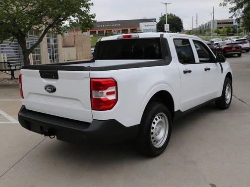 Oxford White 2026 Ford Maverick XL