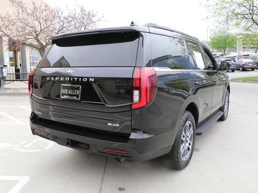 Agate Black Metallic 2025 Ford Expedition Active