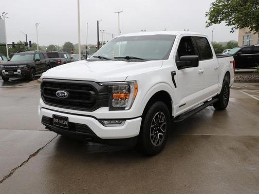 Oxford White 2023 Ford F-150 XLT
