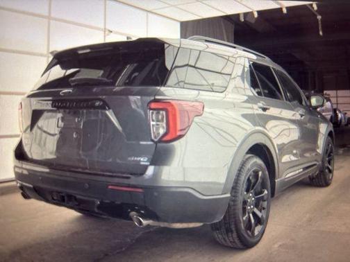 2024 Ford Explorer ST-Line