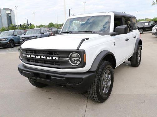 Oxford White 2026 Ford Bronco Big Bend