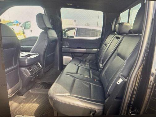 Agate Black Metallic 2025 Ford F-150 Lariat