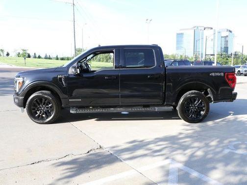 Agate Black Metallic 2025 Ford F-150 Lariat