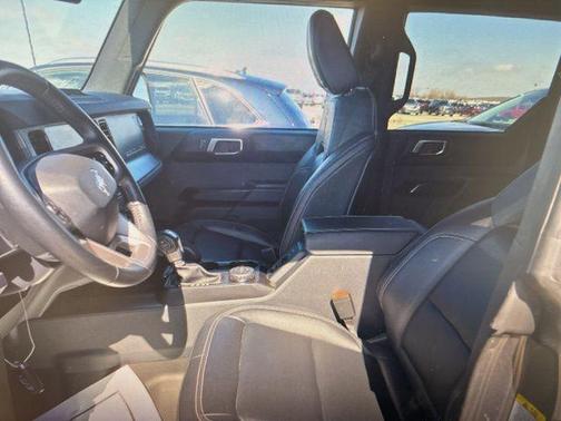 Carbonized Gray Metallic 2025 Ford Bronco Badlands