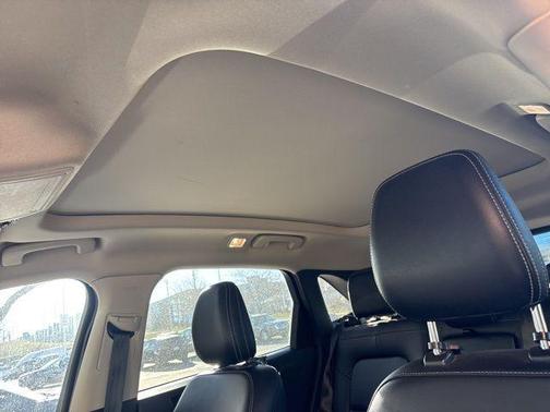 Star White 2020 Ford Escape SE Sport Hybrid