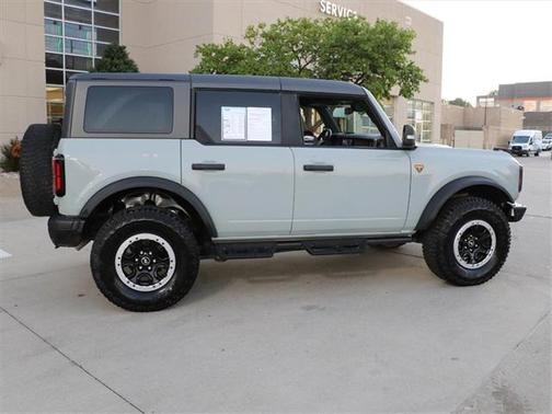 2023 Ford Bronco Badlands