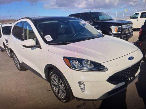 2020 Ford Escape Titanium Hybrid